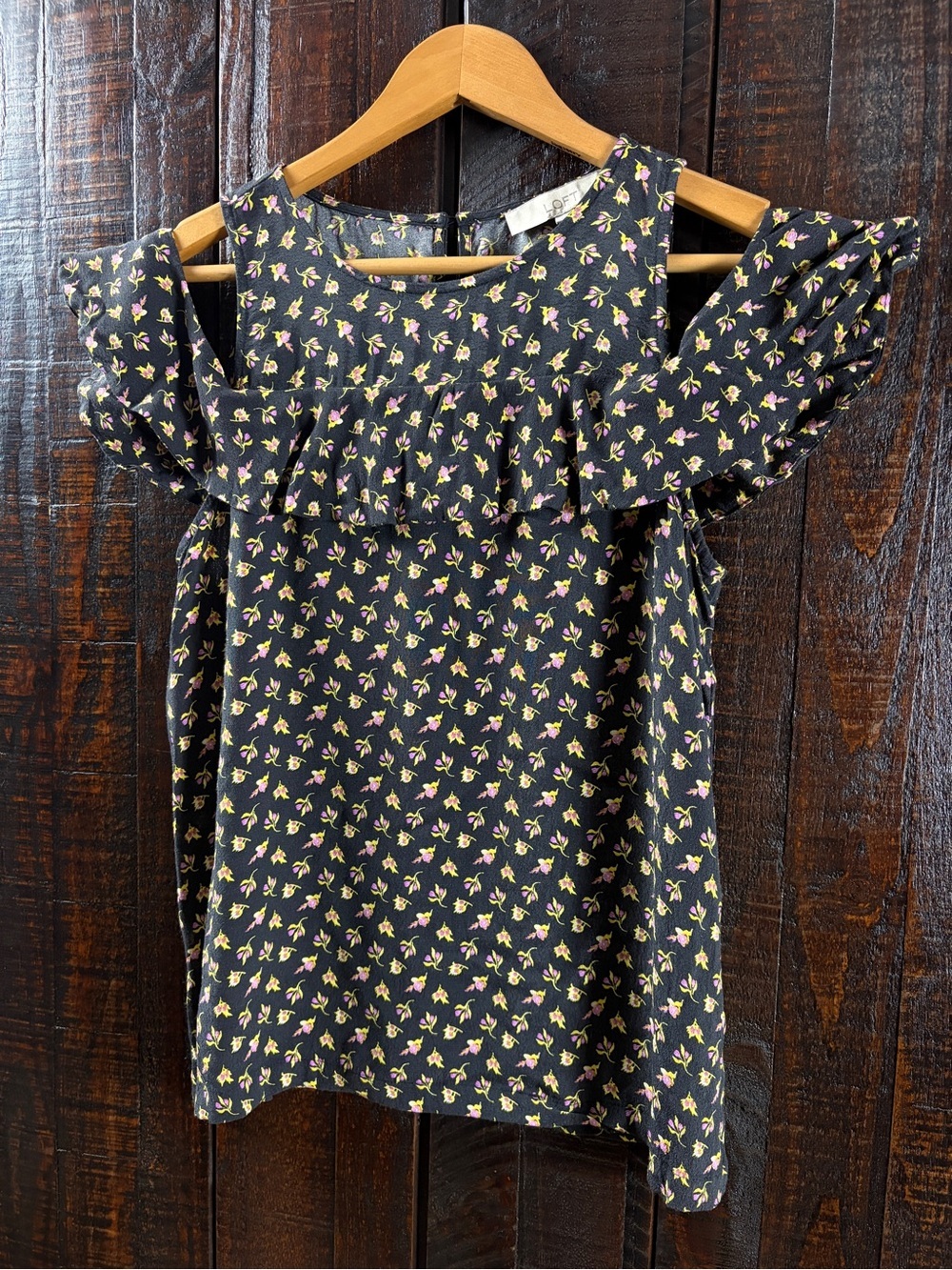 LOFT Ditsy Floral Cold-Shoulder Top PETITE SMALL